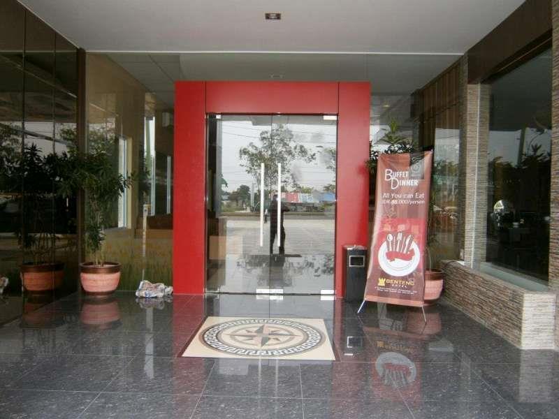 Benteng Hotel Pekanbaru Exterior foto